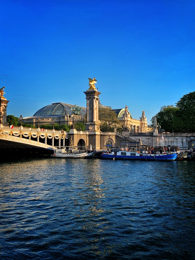 Acheter une péniche en I^le-de-France